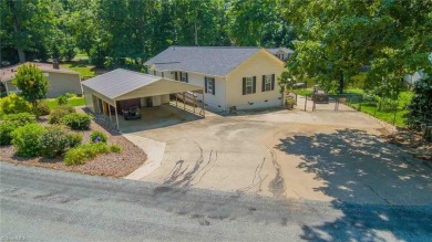 Lake Home For Sale in Lexington, North Carolina
