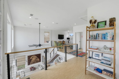 Contemporary Waterfront Home - photo 13