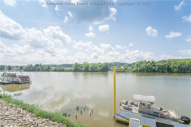 **GREAT DEAL! PRICED BELOW RECENT APPRAISAL** Welcome to this - photo 5