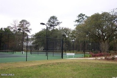 Wonderful interior lot located in the prestigious waterfront - photo 6