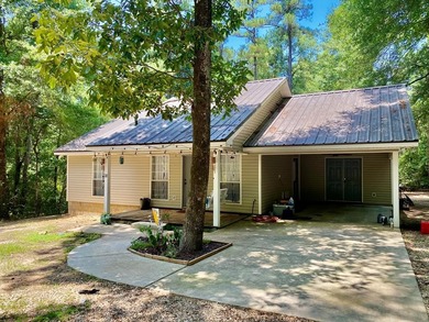 Pearl River Home For Sale in Carriere Mississippi