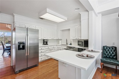 Experience luxury living in this spacious penthouse with - photo 12