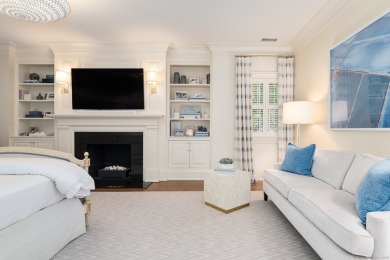 Experience extraordinary living in this sophisticated