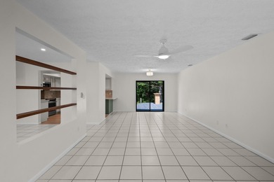 Welcome to this well-appointed single-family residence in North - photo 17