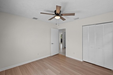 Welcome to this well-appointed single-family residence in North - photo 26