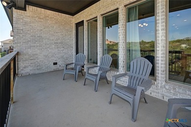 Discover the perfect blend of space, comfort, and style in this - photo 31