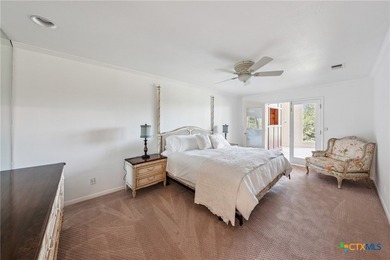 Experience luxury living in this spacious penthouse with - photo 34