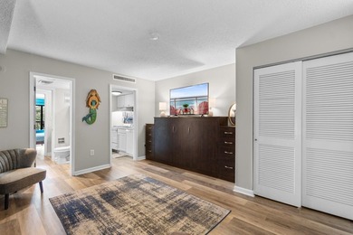 Discover the perfect blend of comfort and coastal charm in this - photo 12