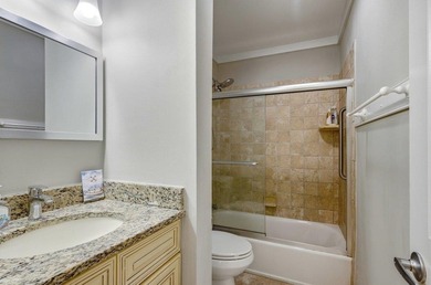 Welcome to this beautiful first-floor, end-unit 2-bedroom - photo 17