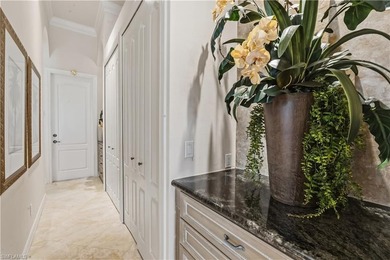 This expansive single-story manor, boasting 3 bedrooms plus den - photo 18