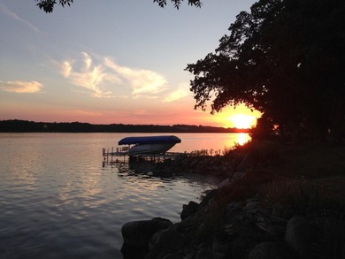 Enjoy lakeside living in this charming 2-bedroom, 2-bath home - photo 24