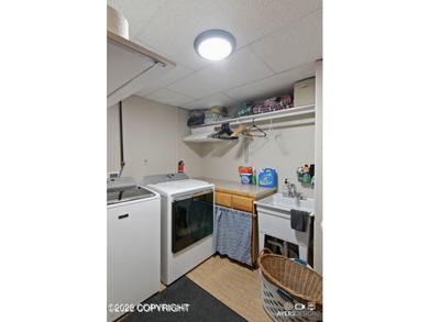This home has it all! GRANITE countertops, high end appliance - photo 28