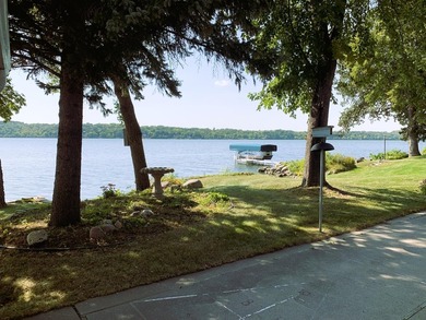 Enjoy lakeside living in this charming 2-bedroom, 2-bath home - photo 28