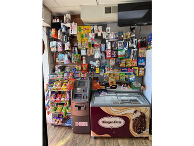 High-Traffic Convenience Store for Sale - Bay Shore, NY - photo 1