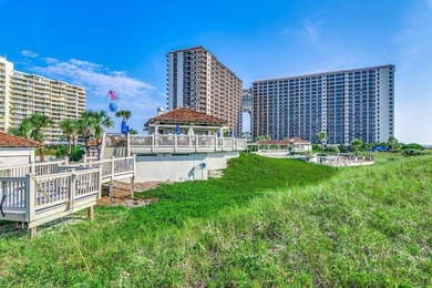 Welcome to this beautiful first-floor, end-unit 2-bedroom - photo 34