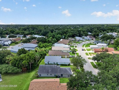 Lovingly maintained and move-in ready, this charming 3-bedroom - photo 42