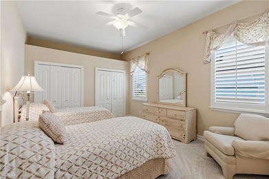 This expansive single-story manor, boasting 3 bedrooms plus den - photo 44