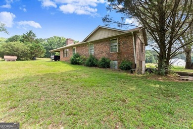 Discover the possibilities with this charming brick ranch - photo 5