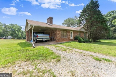 Discover the possibilities with this charming brick ranch - photo 6