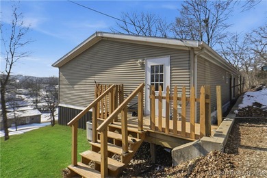 Tidy, clean and updated manufactured home with over 3 acres - photo 7