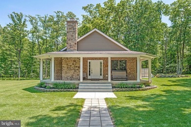 (private lake, pond, coastal) Home For Sale in Myersville Maryland