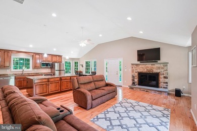 Welcome to your private retreat in Frederick County. Set on 27 - photo 9