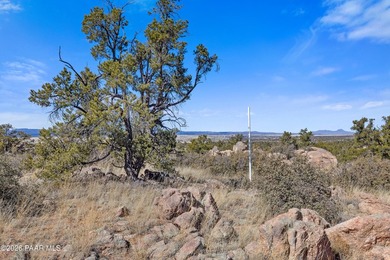 Nestled high on a knoll, this stunning homesite offers - photo 3