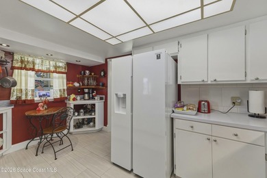 Welcome to this spacious 4-bedroom, 2.5-bath pool home located - photo 17