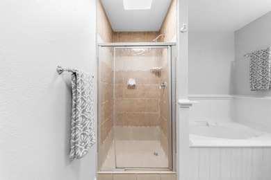 Located at the end of a cul-de-sac in Horseshoe Bay, this fully - photo 24
