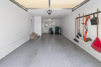 Located at the end of a cul-de-sac in Horseshoe Bay, this fully - photo 33