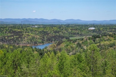 Lake Home For Sale in Wilkesboro, North Carolina