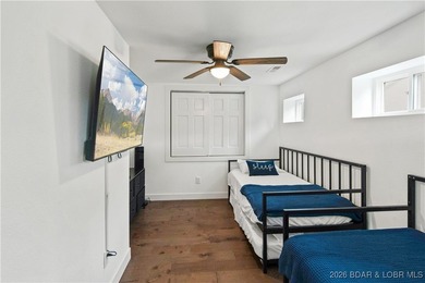 Fully renovated lake home in a prime Lake Ozark location at the - photo 9