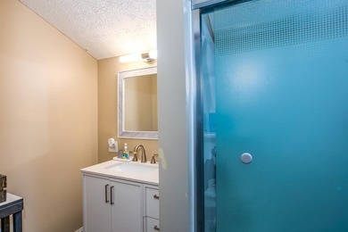 Rare opportunity to own a true riverfront property. Offering - photo 9