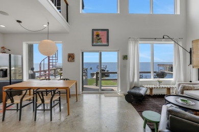 Contemporary Waterfront Home - photo 2