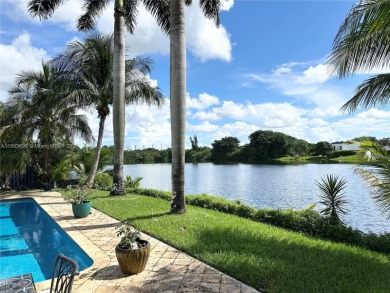 Plantation Lakes Home For Sale in Plantation Florida