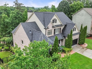 PRICE REDUCED. Executive Home on the #5 Fairway in Resort-Style - photo 5