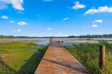 Deer Back Lake Home For Sale in Fort Mccoy Florida