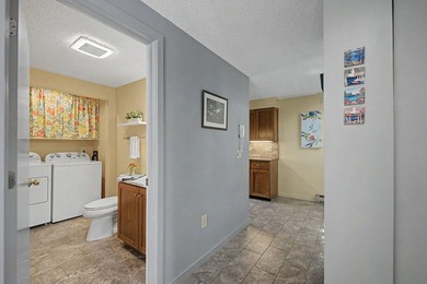 Highly Motivated Seller - Turnkey Condo on Long Lake with a - photo 13