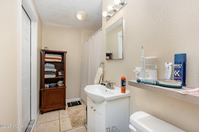 This inviting home offers just over 1,000 sq ft of living space - photo 14