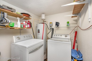 This inviting home offers just over 1,000 sq ft of living space - photo 16