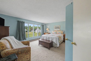 Highly Motivated Seller - Turnkey Condo on Long Lake with a - photo 18