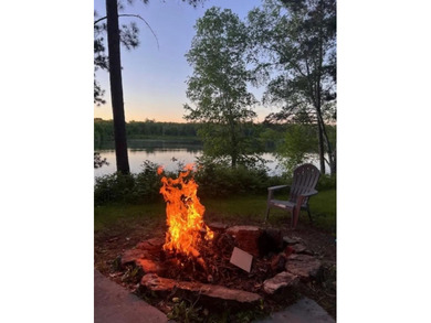 Rare opportunity to own a private lakefront retreat on beautiful - photo 6