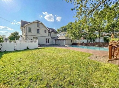 Welcome to this exceptional, oversized two-family residence in - photo 43