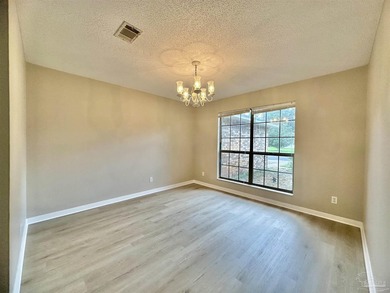 Golfer's Paradise! Large 4BR home sits on the duck pond of the - photo 3