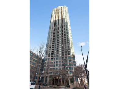 Spacious one bedroom condo in desirable full amenity building