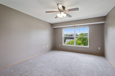 Welcome to effortless 55+ living in this beautifully updated - photo 24
