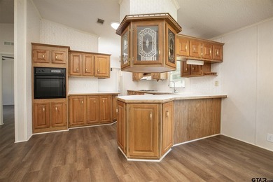 Lake Palestine Getaway - Affordable Lake Living at Its Best! - photo 28