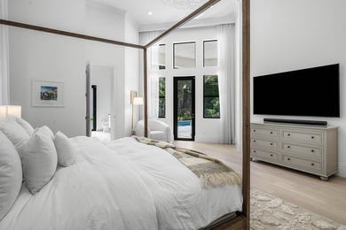 Elegant, inviting, and impeccably designed, this exceptional - photo 28