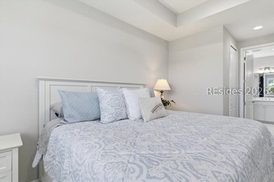 Light, bright, and serene, this tranquil home captures the - photo 41