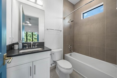 Elegant, inviting, and impeccably designed, this exceptional - photo 41